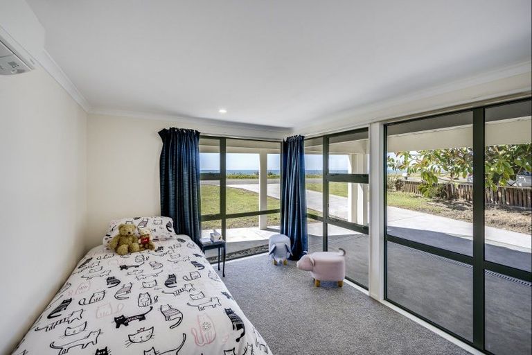 Photo of property in 63 Le Quesne Road, Bay View, Napier, 4104