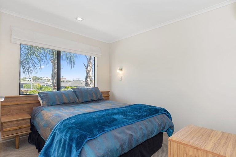 Photo of property in 2/134 Marine Parade, Mount Maunganui, 3116