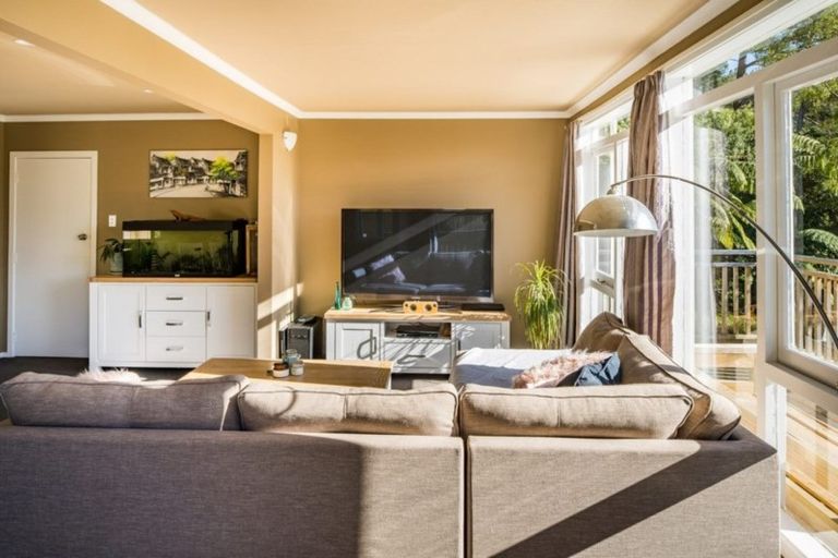 Photo of property in 54 Jocelyn Crescent, Pinehaven, Upper Hutt, 5019