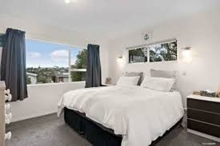 Photo of property in 17 Stredwick Drive, Torbay, Auckland, 0630