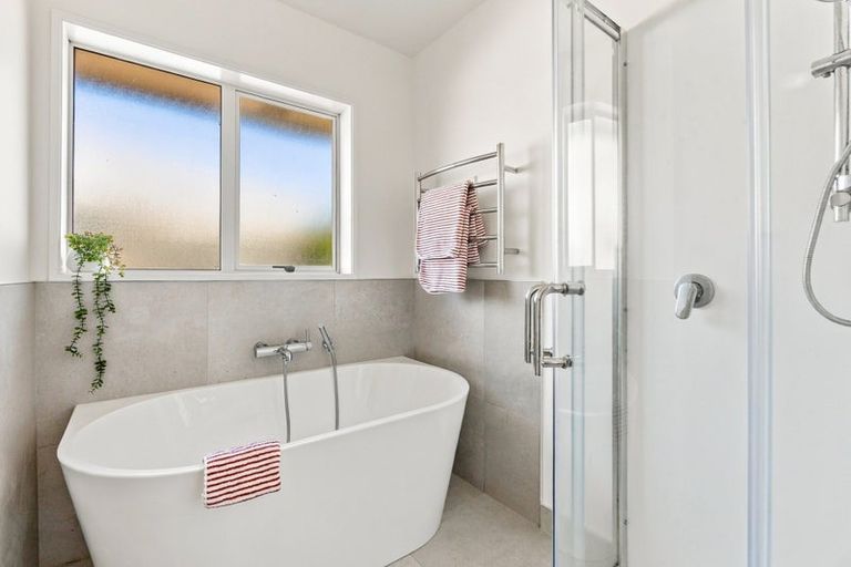 Photo of property in 1/33 Trafford Street, Harewood, Christchurch, 8051