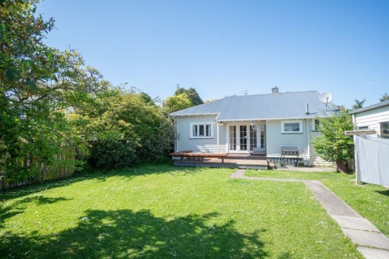 Photo of property in 253 College Street, West End, Palmerston North, 4412