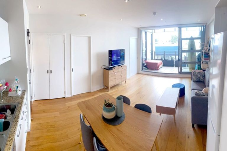 Photo of property in 16 Huron Street, East Gore, Gore, 9710