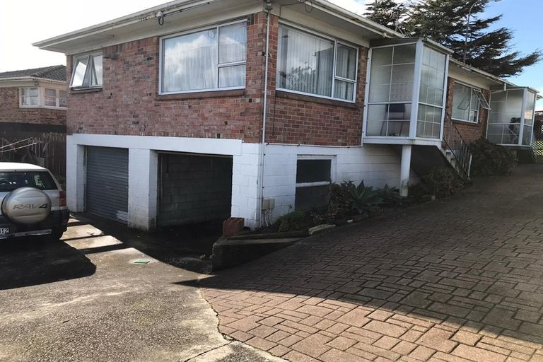 Photo of property in 1 Browns Road, Manurewa, Auckland, 2102