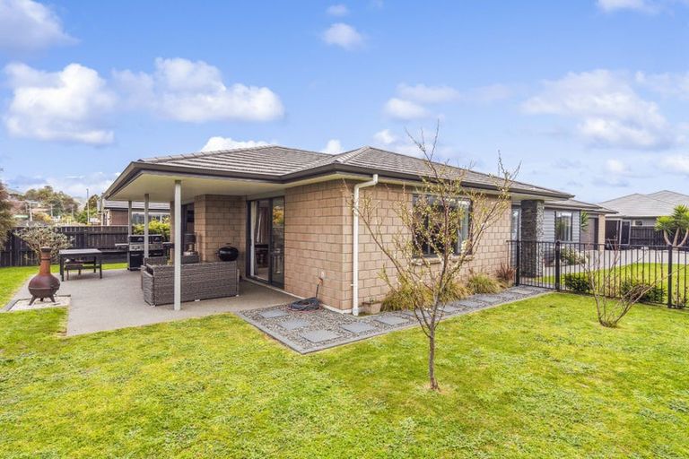 Photo of property in 8 Christow Court, Paraparaumu, 5032