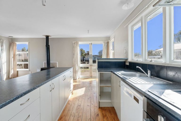 Photo of property in 197 Te Rangitautahanga Road, Turangi, 3334