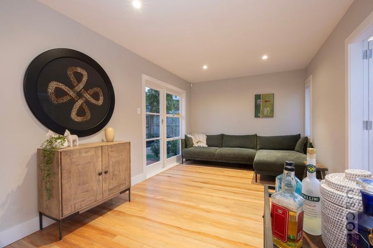 Photo of property in 2 Queen Street, Riverhead, 0820