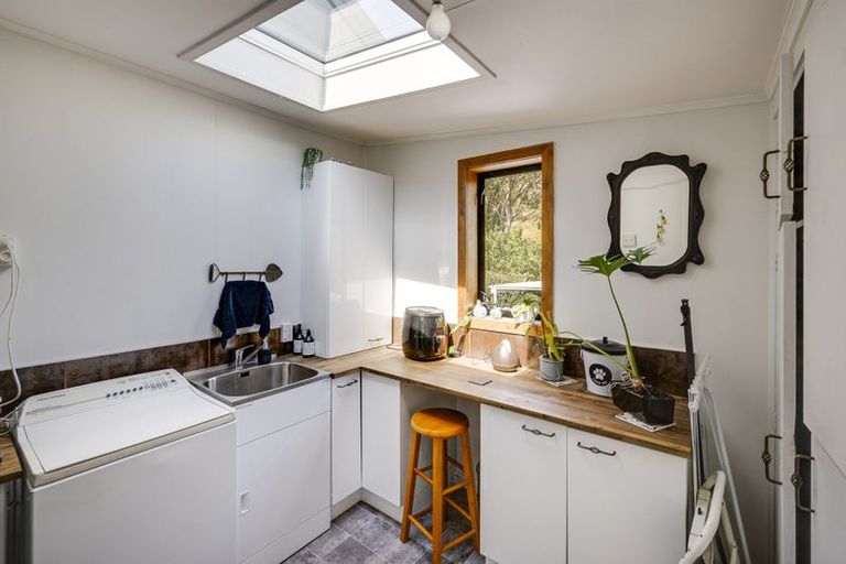 Photo of property in 122 Waipunga Road, Eskdale, Napier, 4181