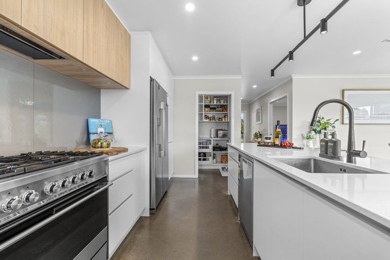 Photo of property in 31 Aratapu Street, Waitara, 4320