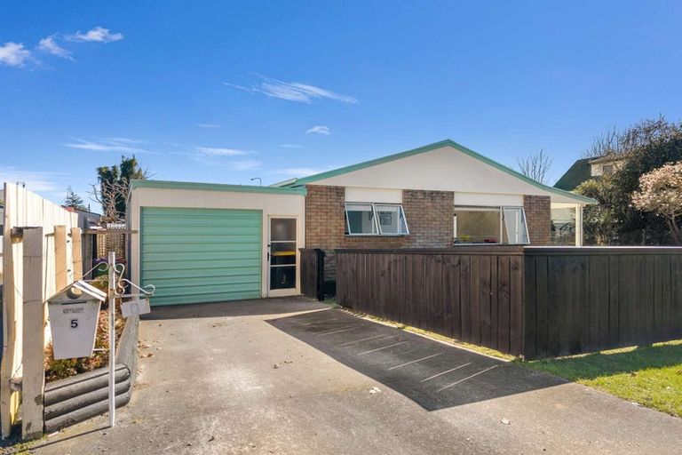 Photo of property in 5 Carlyle Street, Leamington, Cambridge, 3432