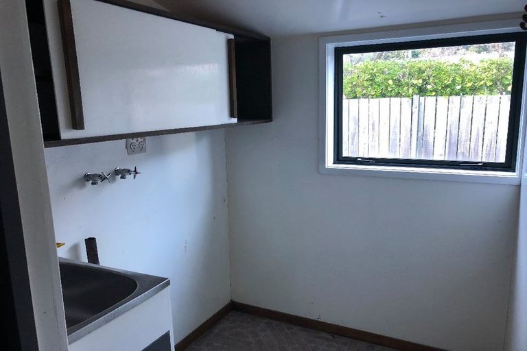 Photo of property in 2a Pitoitoi Road, Days Bay, Lower Hutt, 5013