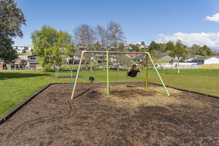 Photo of property in 19c Kenmore Street, Westown, New Plymouth, 4310