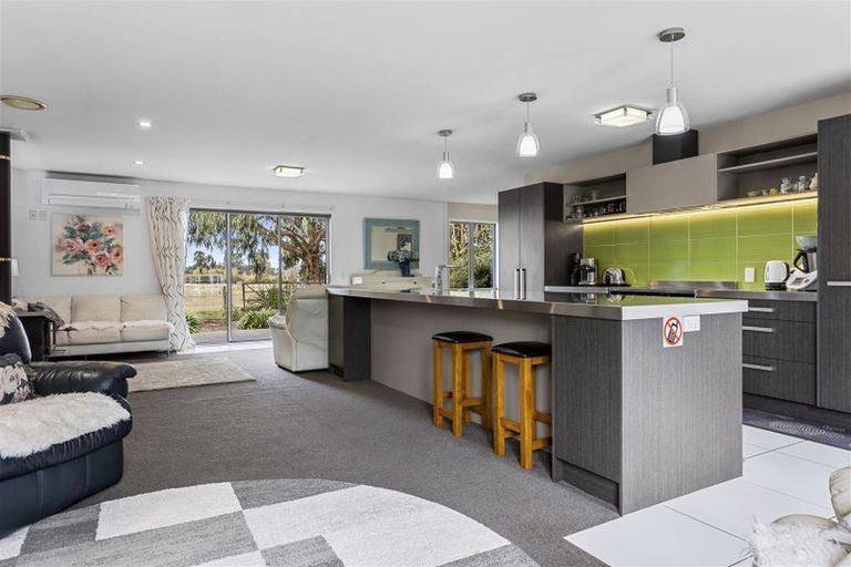 Photo of property in 27 Loburn Whiterock Road, Loburn, Rangiora, 7472