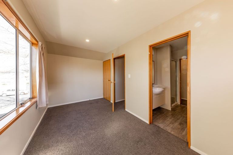 Photo of property in 2/14 Springfield Road, St Albans, Christchurch, 8014