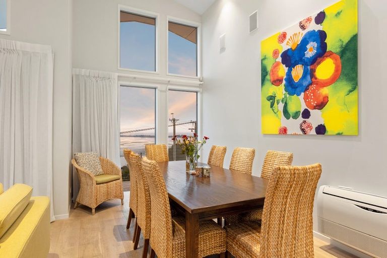 Photo of property in 44 Saint Andrews Hill Road, Mount Pleasant, Christchurch, 8081