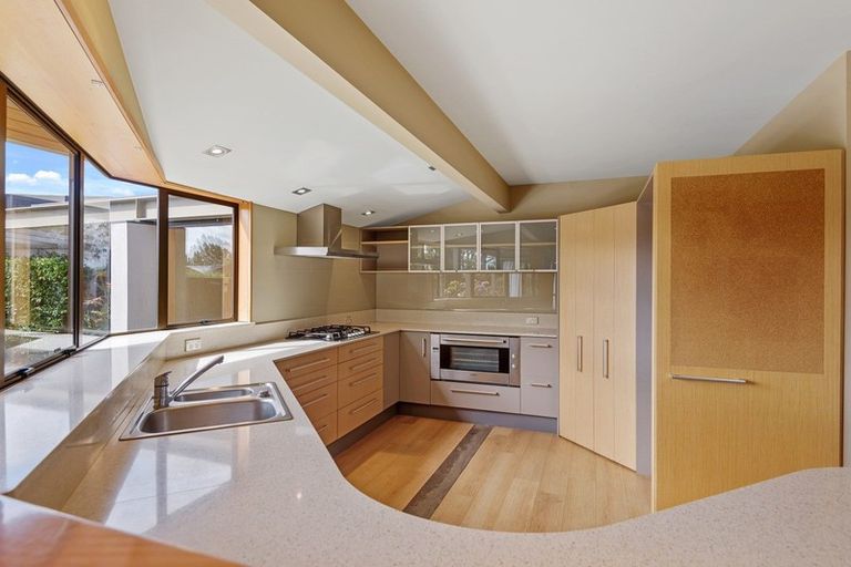 Photo of property in 121 Kennedys Bush Road, Halswell, Christchurch, 8025