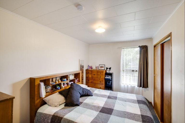 Photo of property in 64 Columbus Crescent, Flaxmere, Hastings, 4120