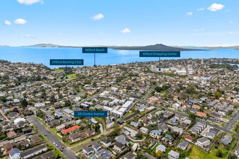 Photo of property in 3/6 Gordon Avenue, Milford, Auckland, 0620