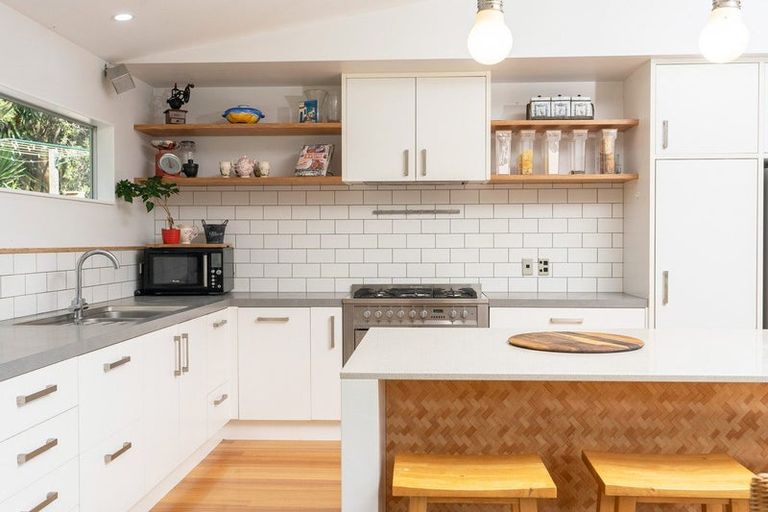 Photo of property in 49 Lamb Road, Parua Bay, Whangarei, 0174