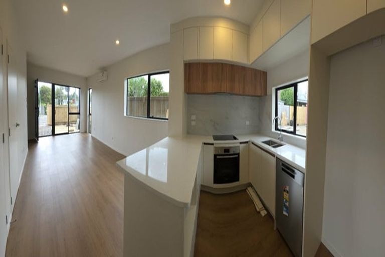 Photo of property in 310 Rangatira Road, Beach Haven, Auckland, 0626
