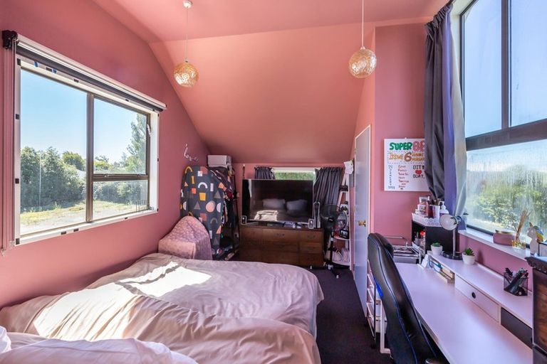 Photo of property in 71a Maces Road, Bromley, Christchurch, 8062