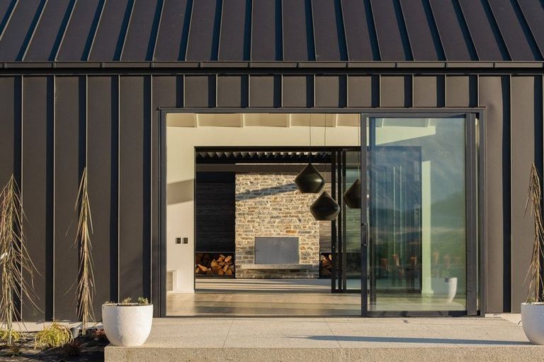 Photo of property in 207 Littles Road, Dalefield, Queenstown, 9371