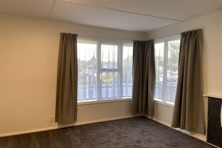 Photo of property in 1/555 Fergusson Drive, Trentham, Upper Hutt, 5018