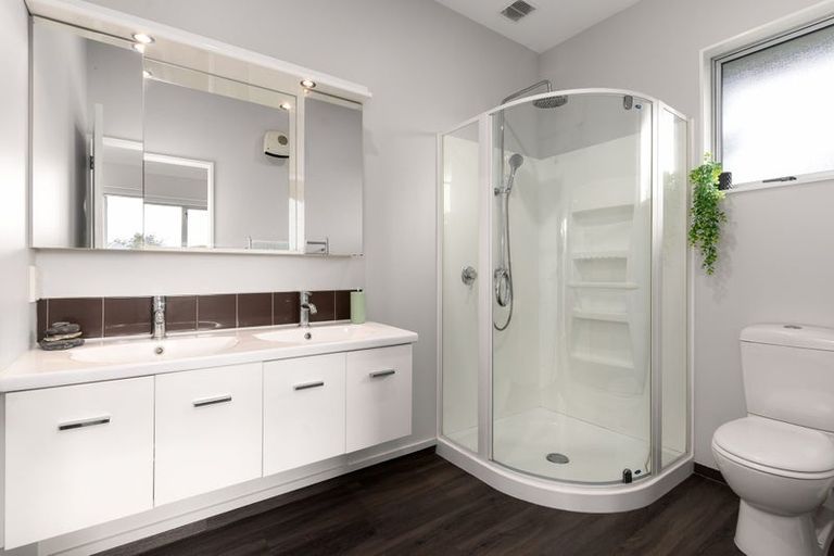 Photo of property in 6a Heritage Close, Rolleston, 7614