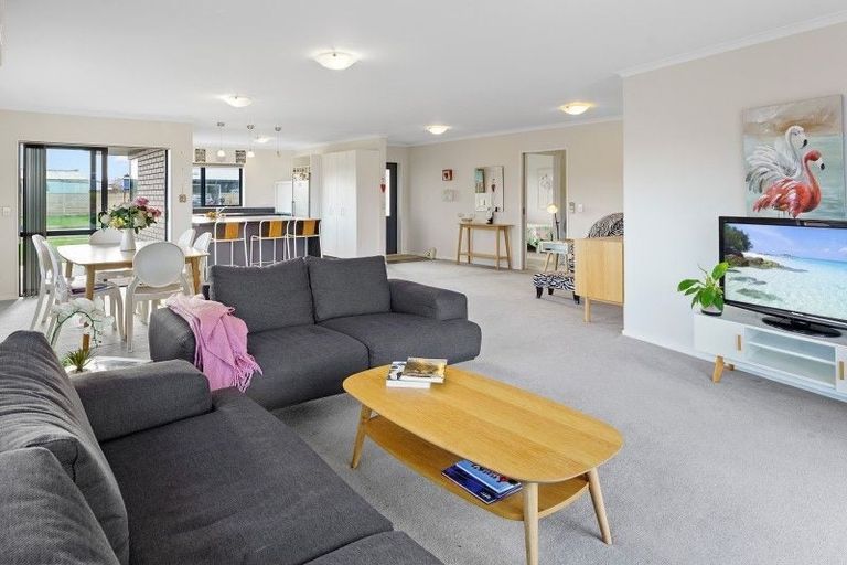 Photo of property in 9 Ludlam Way, Otaki, 5512