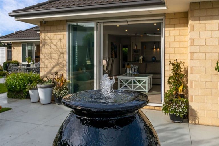 Photo of property in 61 Westpark Drive, Burnside, Christchurch, 8053