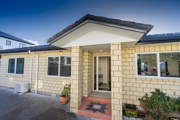 Photo of property in 10a Spring Street, Papatoetoe, Auckland, 2025