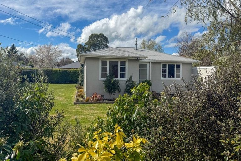 Photo of property in 13 Hilton Road, Carterton, 5713