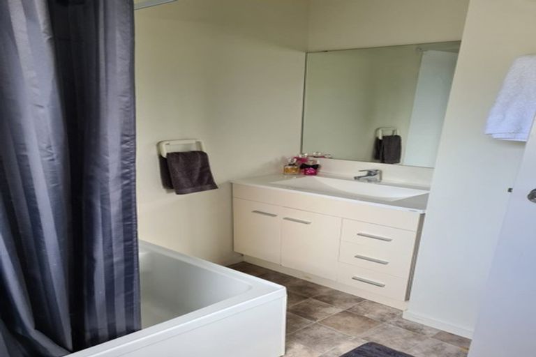 Photo of property in 58 Mclarin Road, Glenbrook, Waiuku, 2681