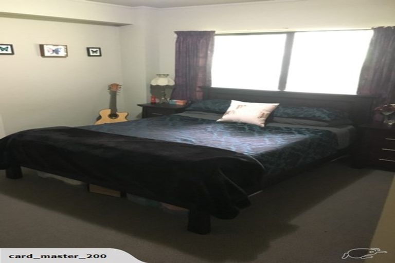 Photo of property in 16a Vonnell Place, Birkdale, Auckland, 0626