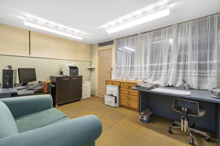 Photo of property in 26 Mana Street, Vogeltown, Wellington, 6021