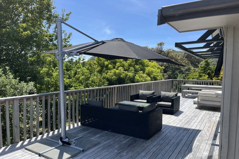 Photo of property in 112 Winslow Place, Matarangi, Whitianga, 3592