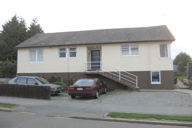 Photo of property in 10 Roach Street, Holmes Hill, Oamaru, 9401