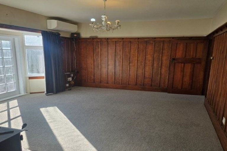 Photo of property in 32 Tower Street, Hornby, Christchurch, 8042