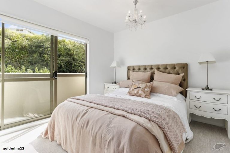 Photo of property in 23/21 Hunters Drive, Three Kings, Auckland, 1024