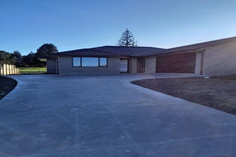 Photo of property in 77 Murray Ward Drive, Te Kauwhata, 3710