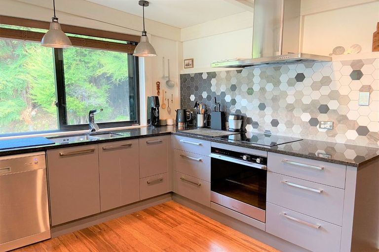 Photo of property in 11a Moana Heights, Waikawa, Picton, 7220