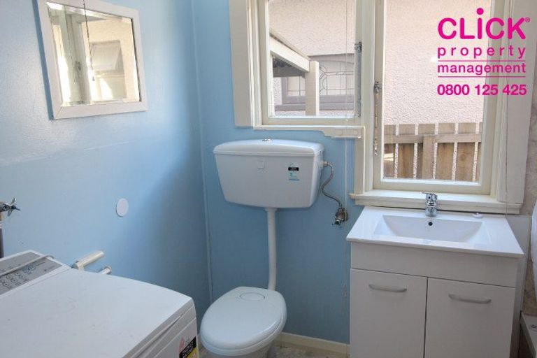 Photo of property in 1 Baxter Street, Maori Hill, Dunedin, 9010