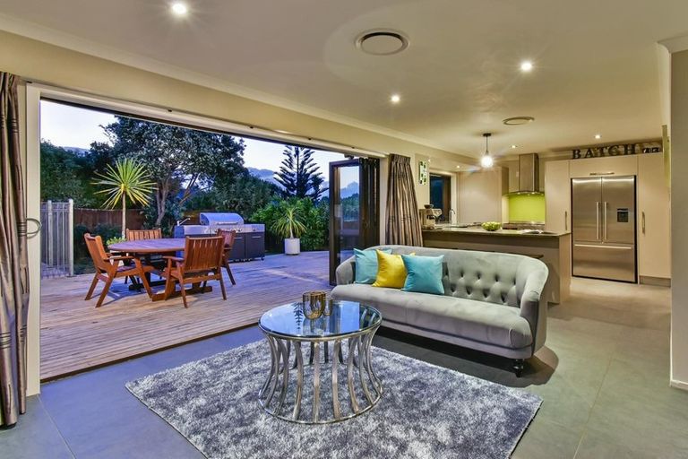 Photo of property in 6 Estelle Place, Farm Cove, Auckland, 2012