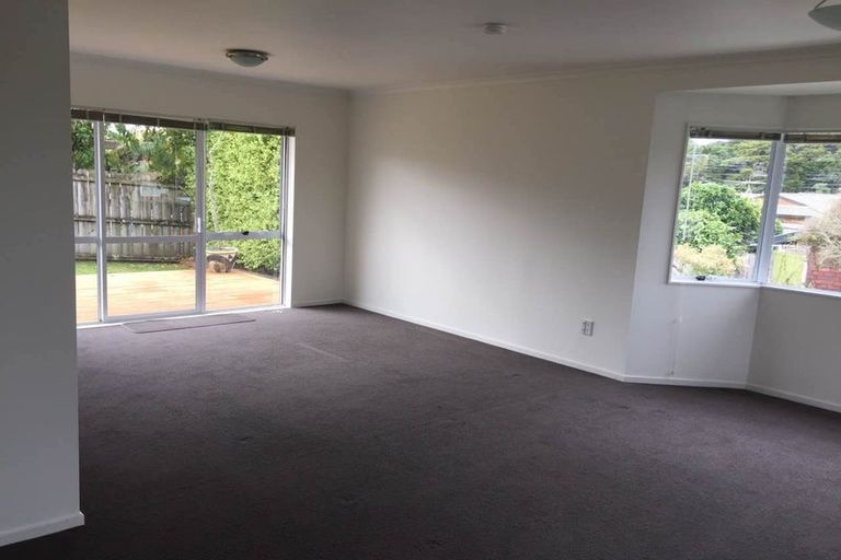 Photo of property in 12 Stanford Street, Albany, Auckland, 0632