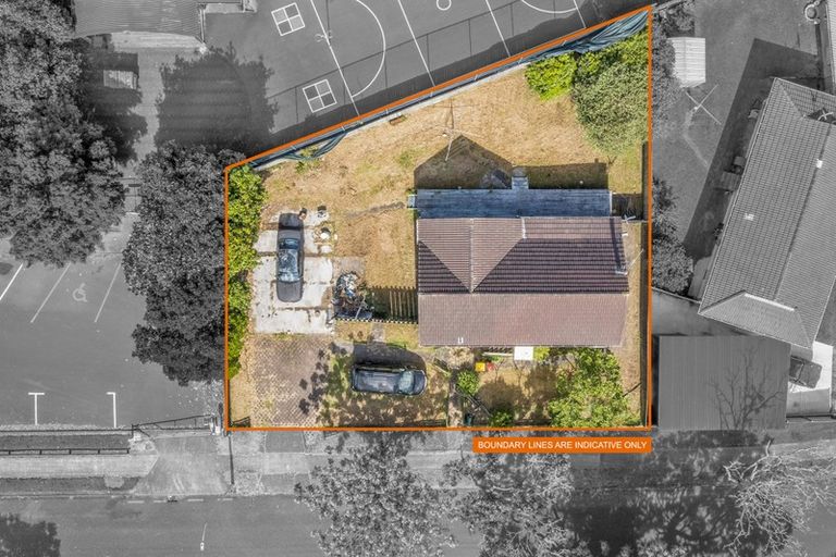 Photo of property in 17 Trounson Avenue, Clendon Park, Auckland, 2103