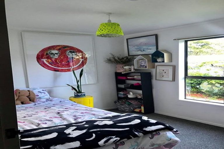 Photo of property in 46 Waimea Road, Waikanae Beach, Waikanae, 5036