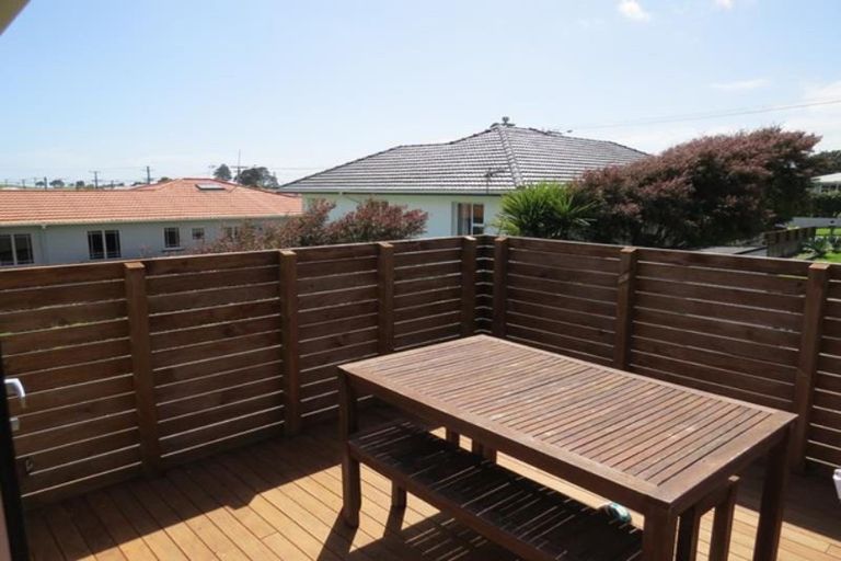 Photo of property in 34 Ropiha Street, Fitzroy, New Plymouth, 4312