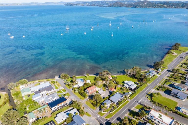 Photo of property in 6 Cornfoot Avenue, Whangarei Heads, Whangarei, 0174