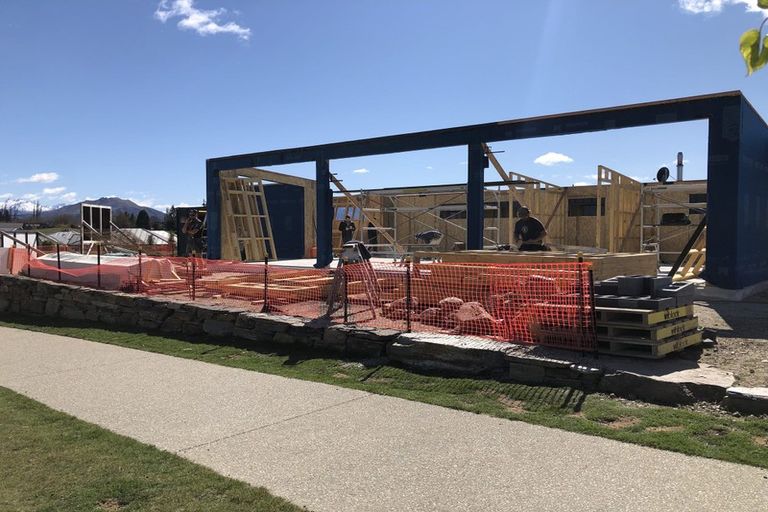 Photo of property in 1 Campbell Road, Wanaka, 9305