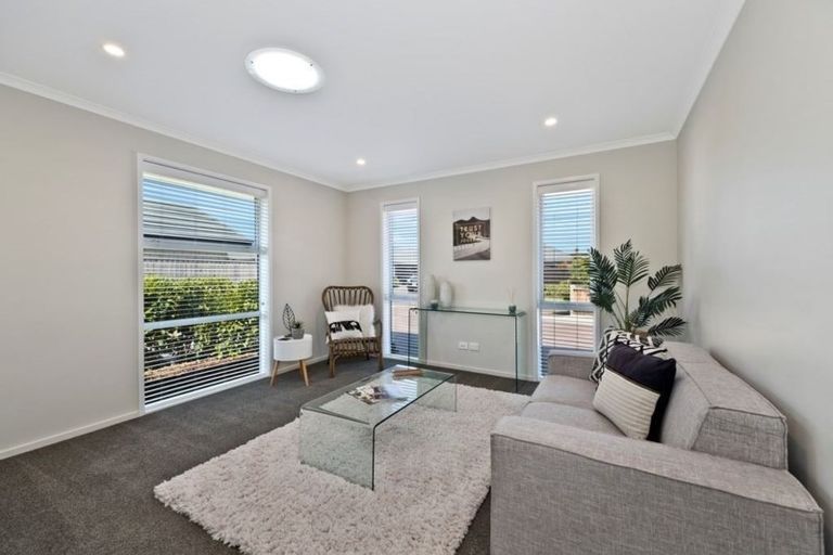 Photo of property in 9 Annie Going Lane, Halswell, Christchurch, 8025